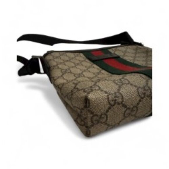 GUCCI GG SUPREME MONOGRAM WEB MESSENGER BAG - Picture 3 of 10